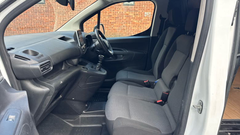 Citroen Berlingo M Diesel 1.5 BlueHDi 1000Kg Driver Pro 100ps [6 Speed]